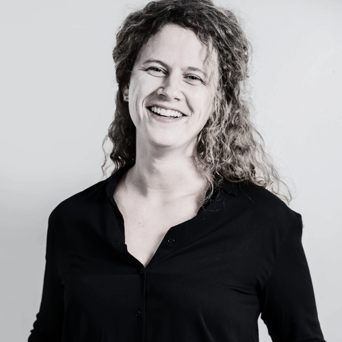 Ms. Karolien Casaer-Diez (Regional Director of South Pole)