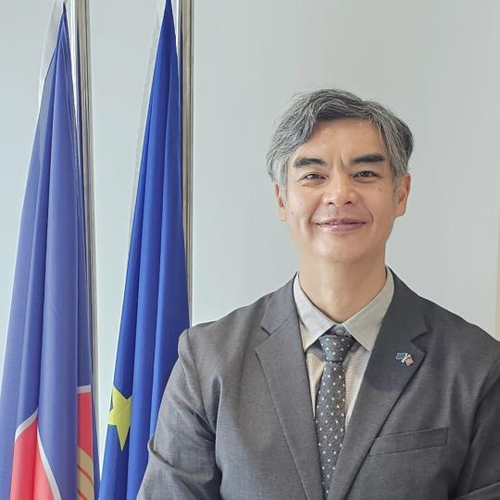 Mr. Sujiro Seam (Ambassador of the EU to ASEAN)